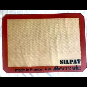 Silpat silicone 1/2 sheet baking mat
